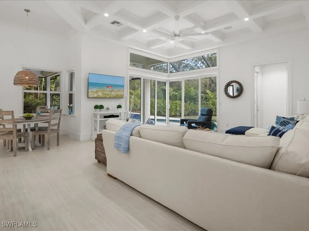 1343 Wood Duck Trail Naples FL 34108