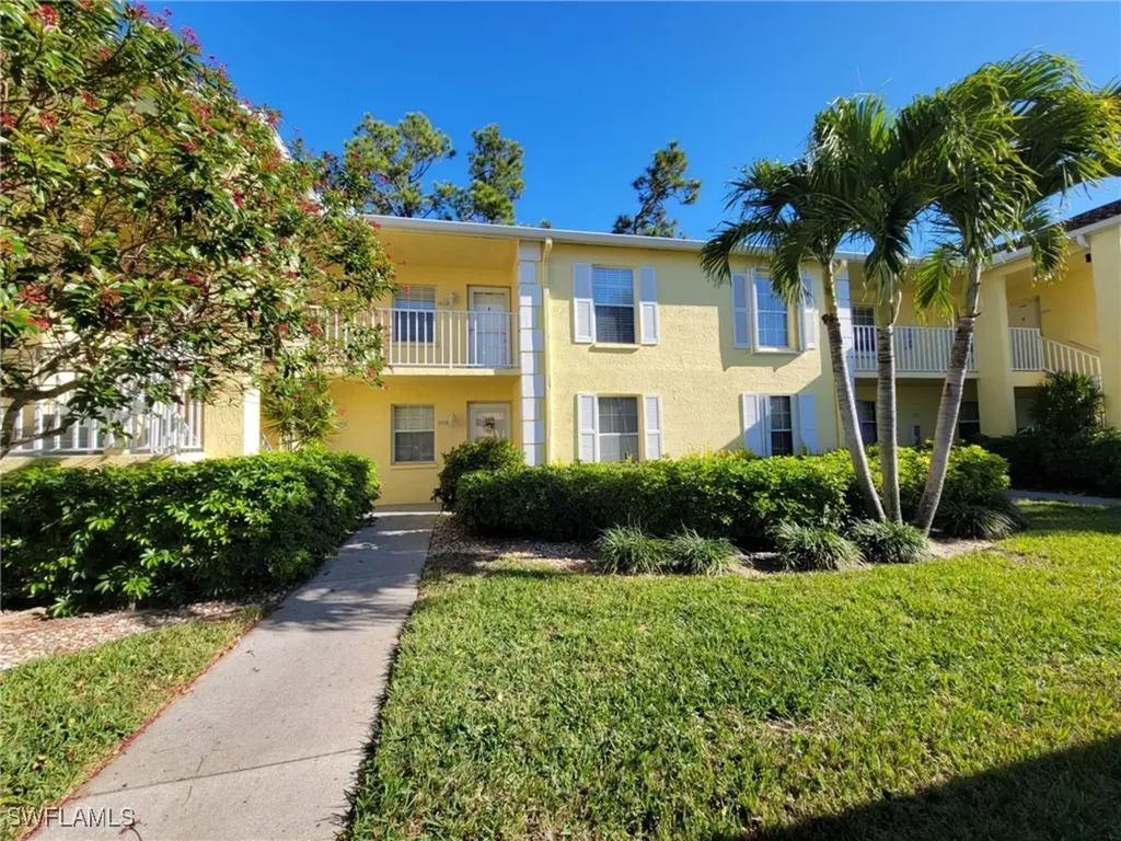 2618 Kings Lake Boulevard Naples FL 34112