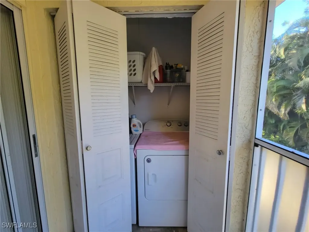 2618 Kings Lake Boulevard Naples FL 34112