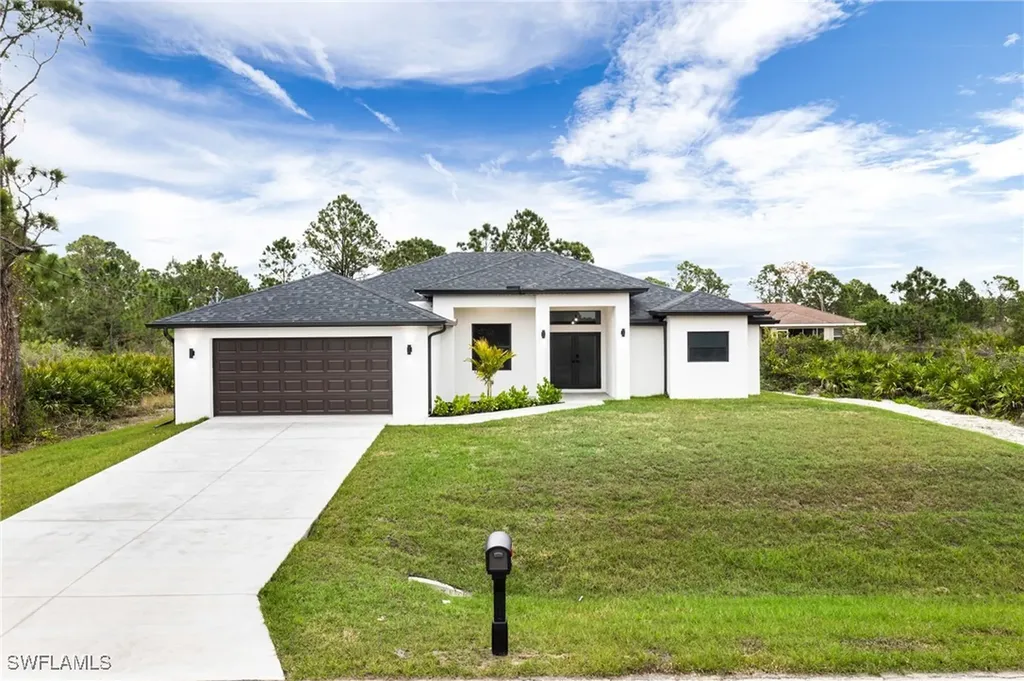 2712 40th Street W Lehigh Acres FL 33971