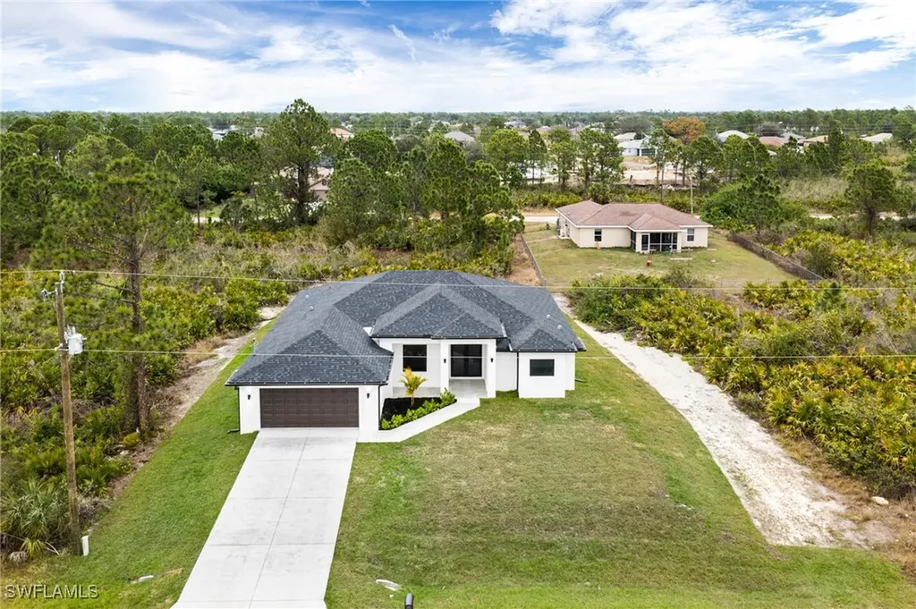 2712 40th Street W Lehigh Acres FL 33971