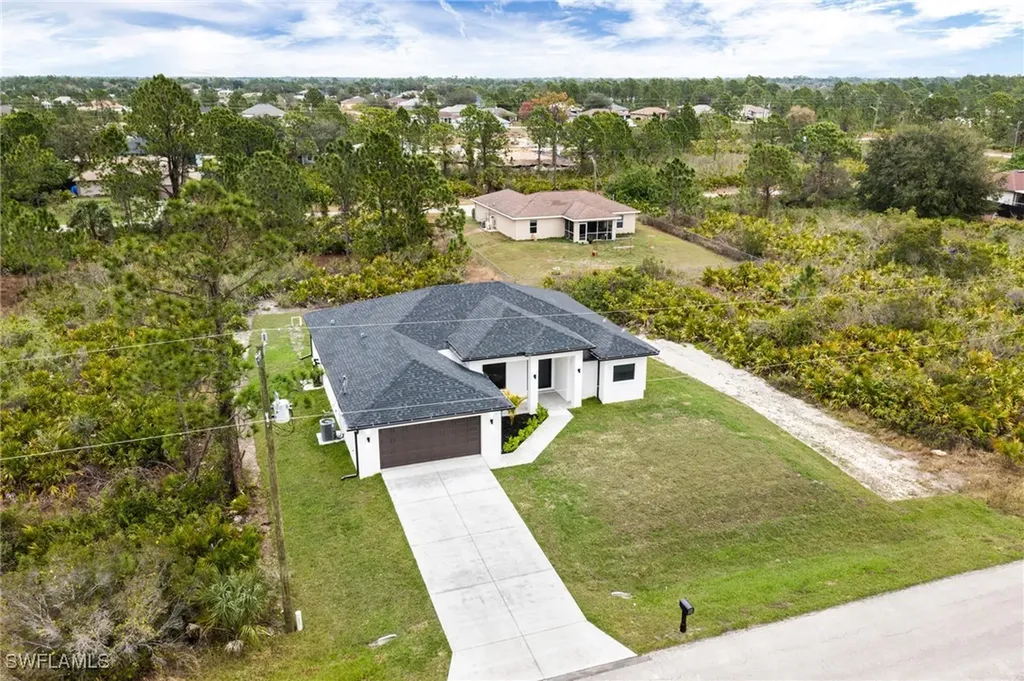 2712 40th Street W Lehigh Acres FL 33971