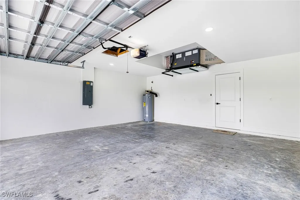 2712 40th Street W Lehigh Acres FL 33971