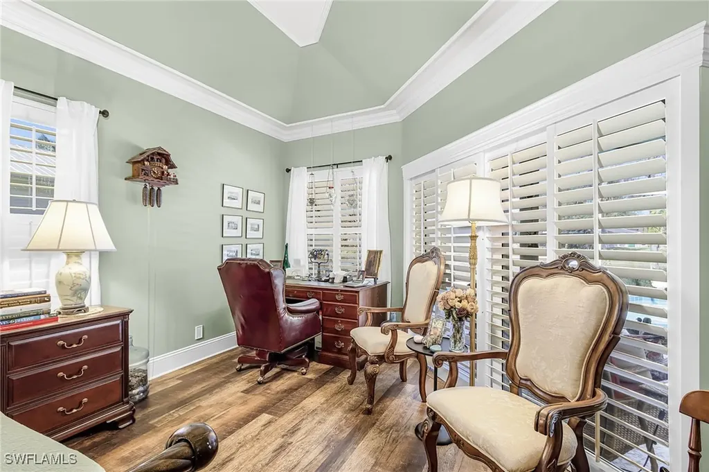 2025 Mission Drive Naples FL 34109
