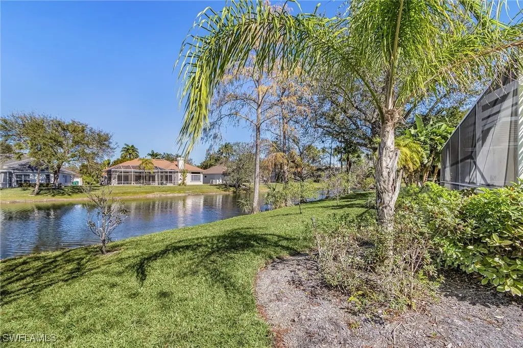 2025 Mission Drive Naples FL 34109