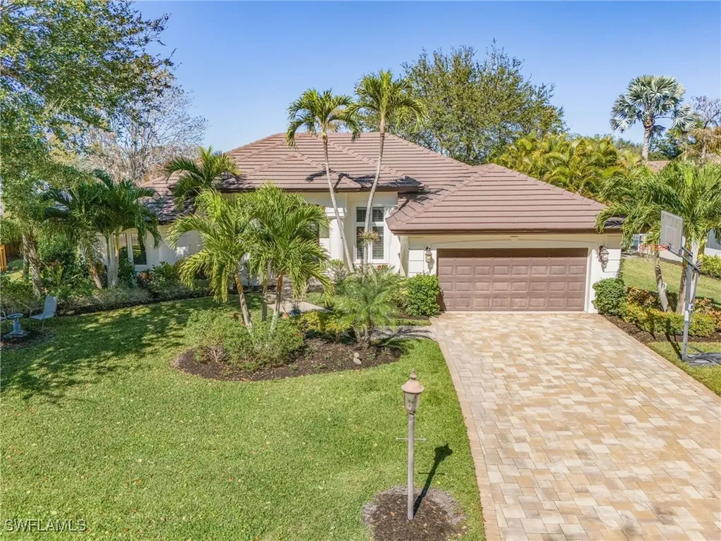 2025 Mission Drive Naples FL 34109