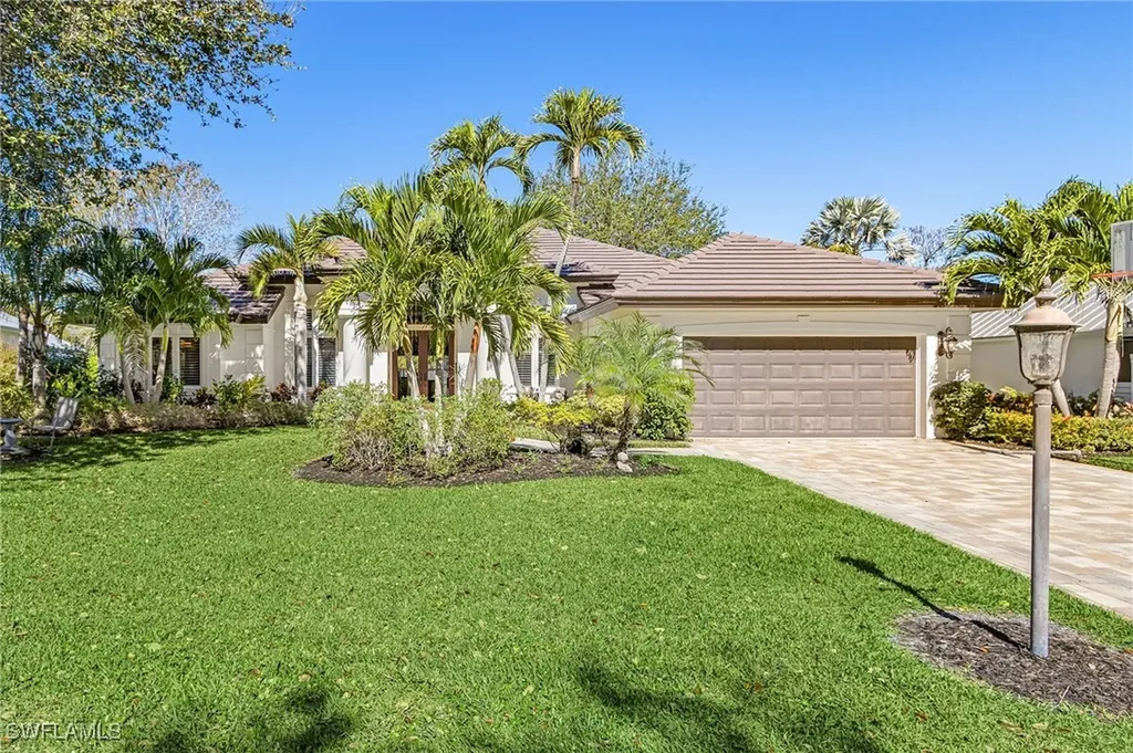 2025 Mission Drive Naples FL 34109