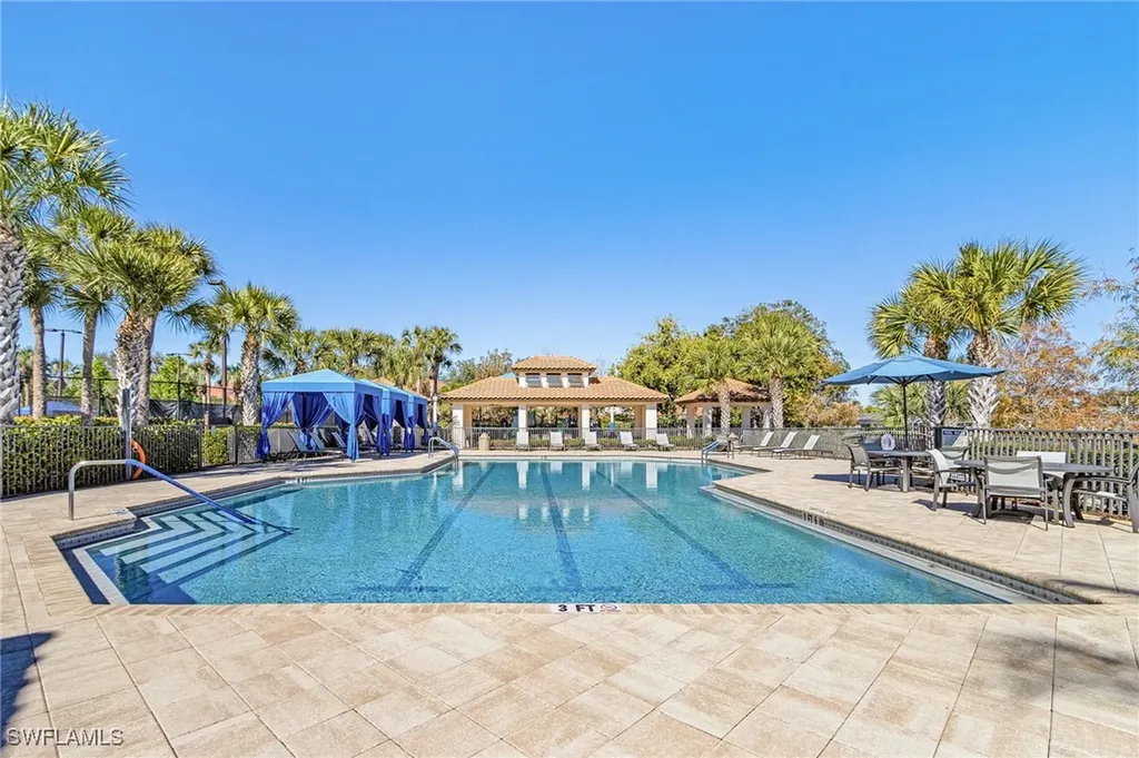 2025 Mission Drive Naples FL 34109