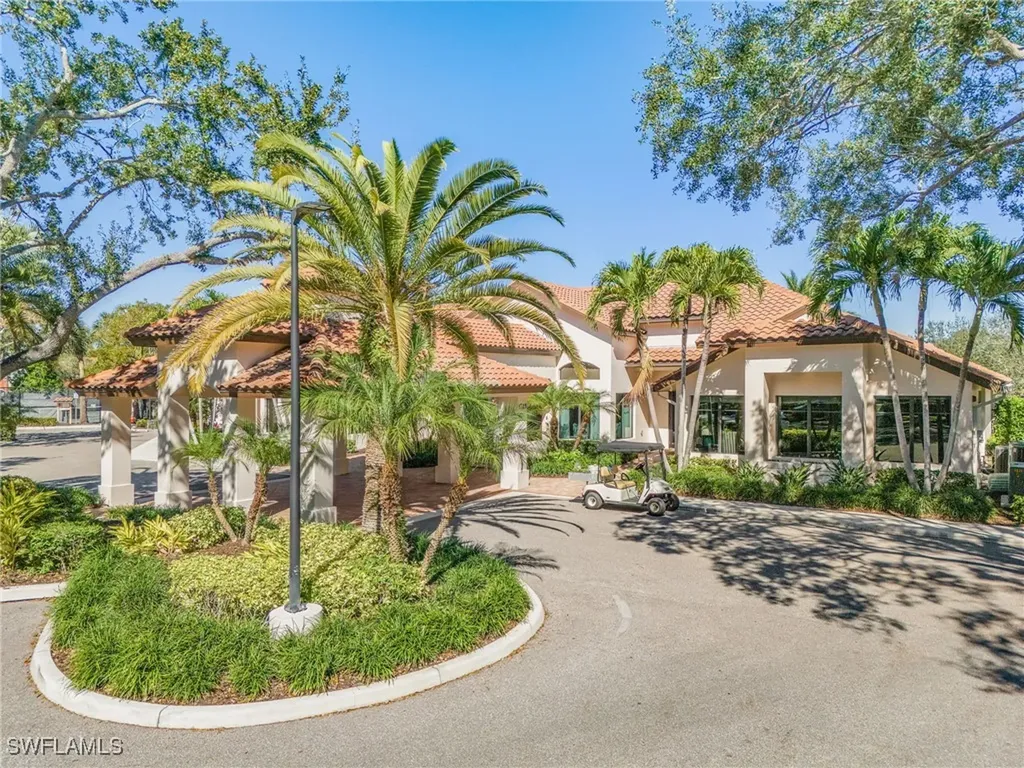 2025 Mission Drive Naples FL 34109
