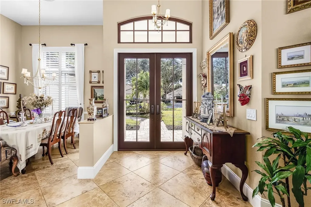 2025 Mission Drive Naples FL 34109