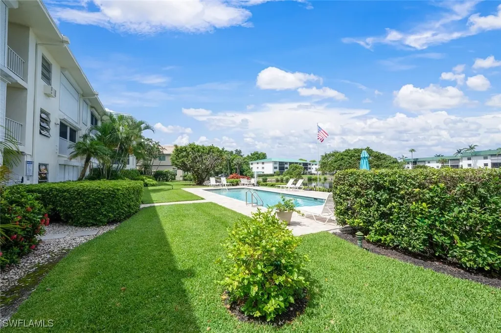 3055 Riviera Drive Naples FL 34103