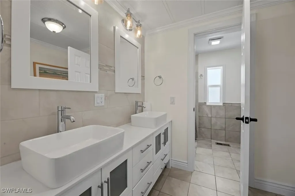 4677 Kahlua Lane Bonita Springs FL 34134