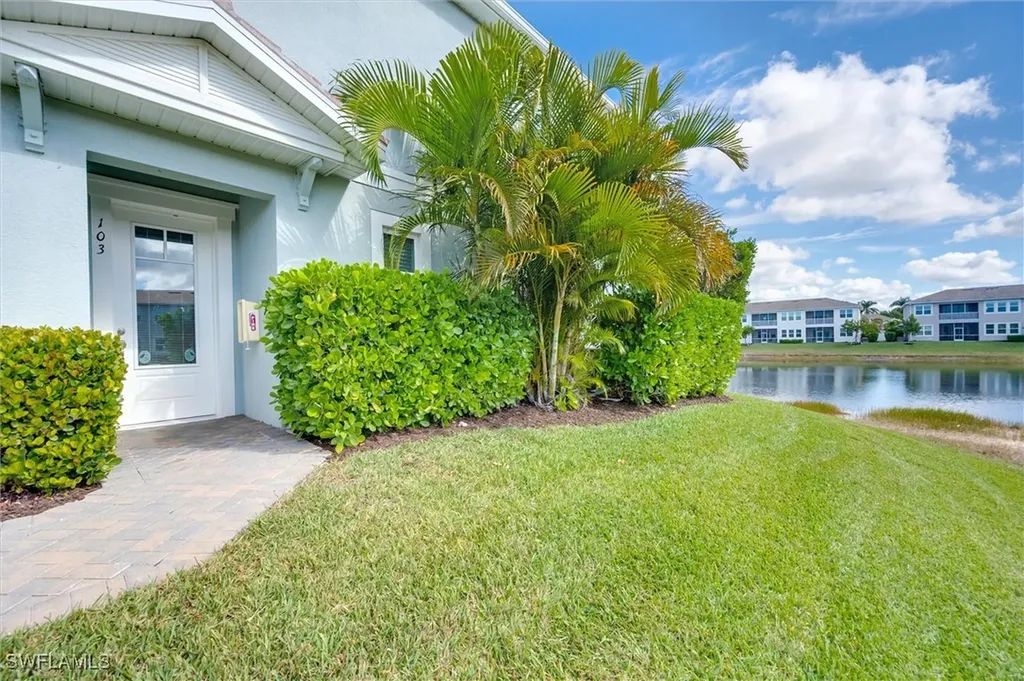 4607 Arboretum Circle Naples FL 34112