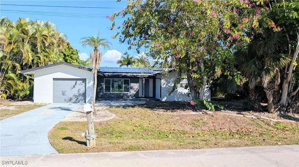 5279 Stratford Court Cape Coral FL 33904