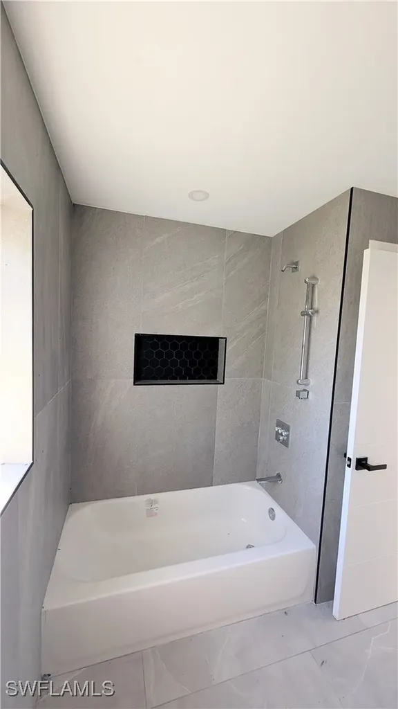 5279 Stratford Court Cape Coral FL 33904