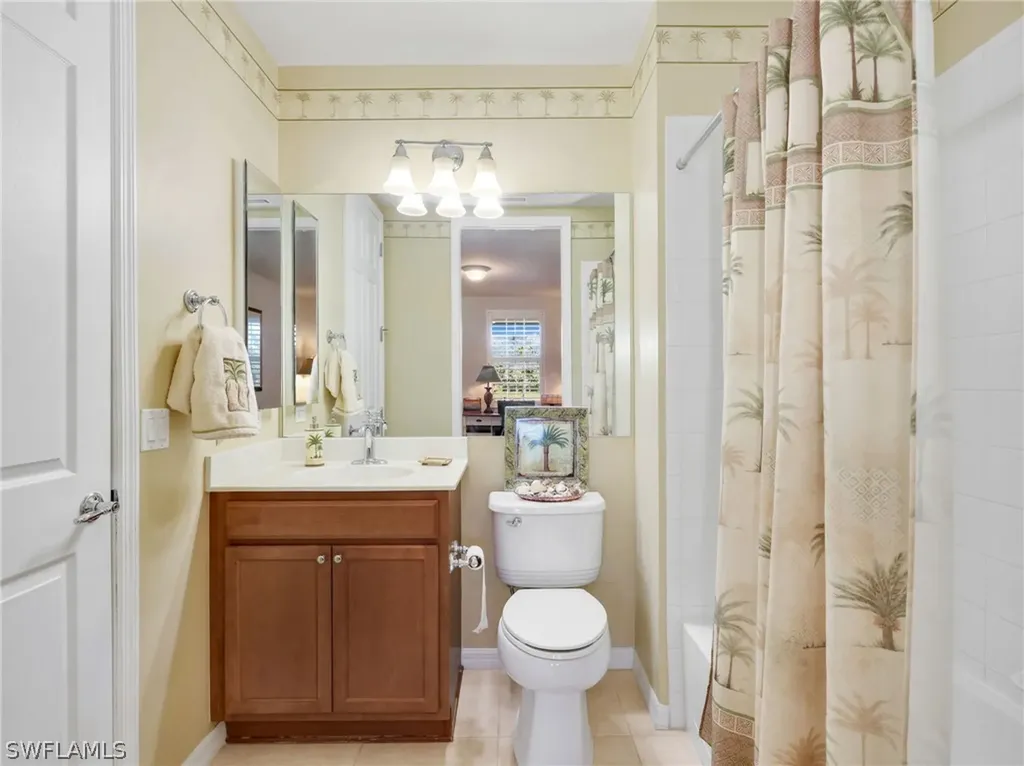 8192 Josefa Way Naples FL 34114