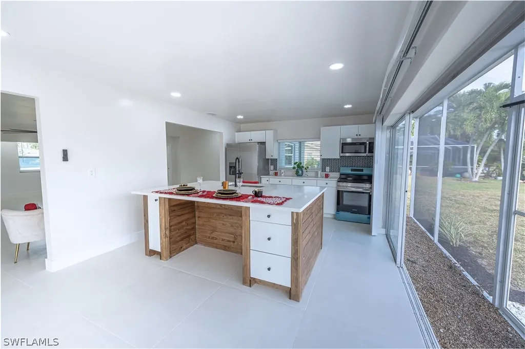 5617 Coronado Court Cape Coral FL 33904