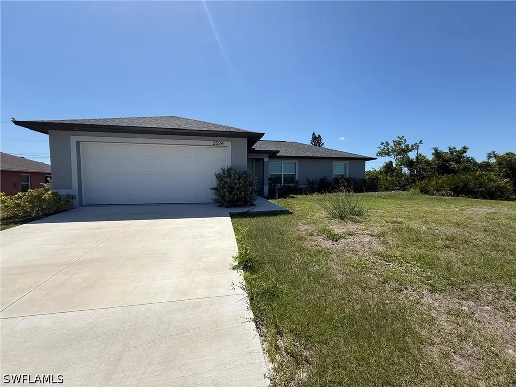 2524 NE 5th Avenue Cape Coral FL 33909