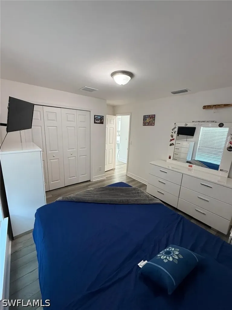 2524 NE 5th Avenue Cape Coral FL 33909