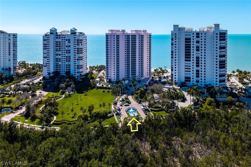 8231 Bay Colony Drive Naples FL 34108