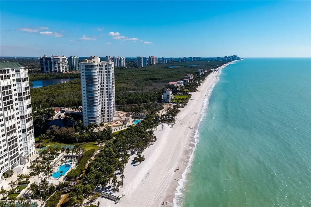 8231 Bay Colony Drive Naples FL 34108