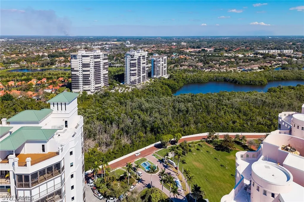 8231 Bay Colony Drive Naples FL 34108