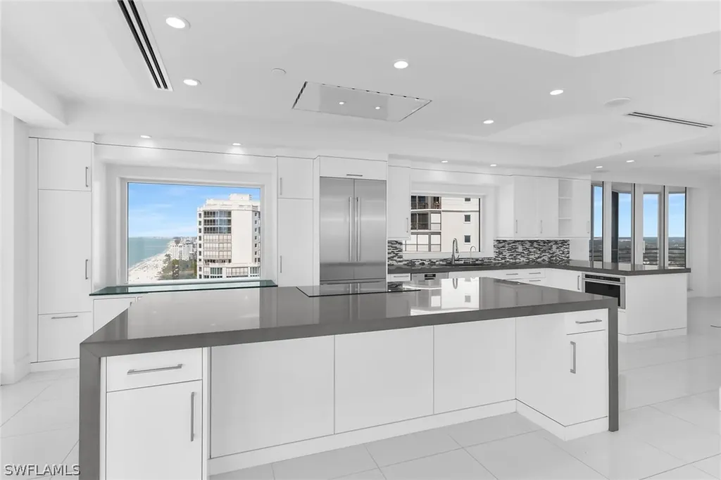 8231 Bay Colony Drive Naples FL 34108