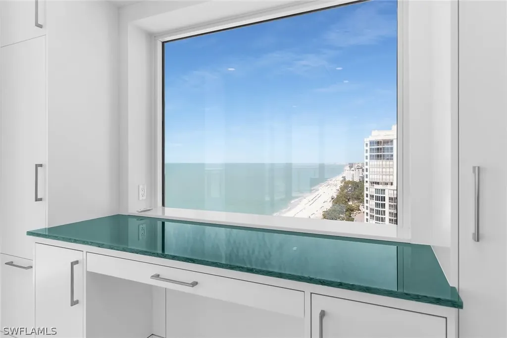 8231 Bay Colony Drive Naples FL 34108