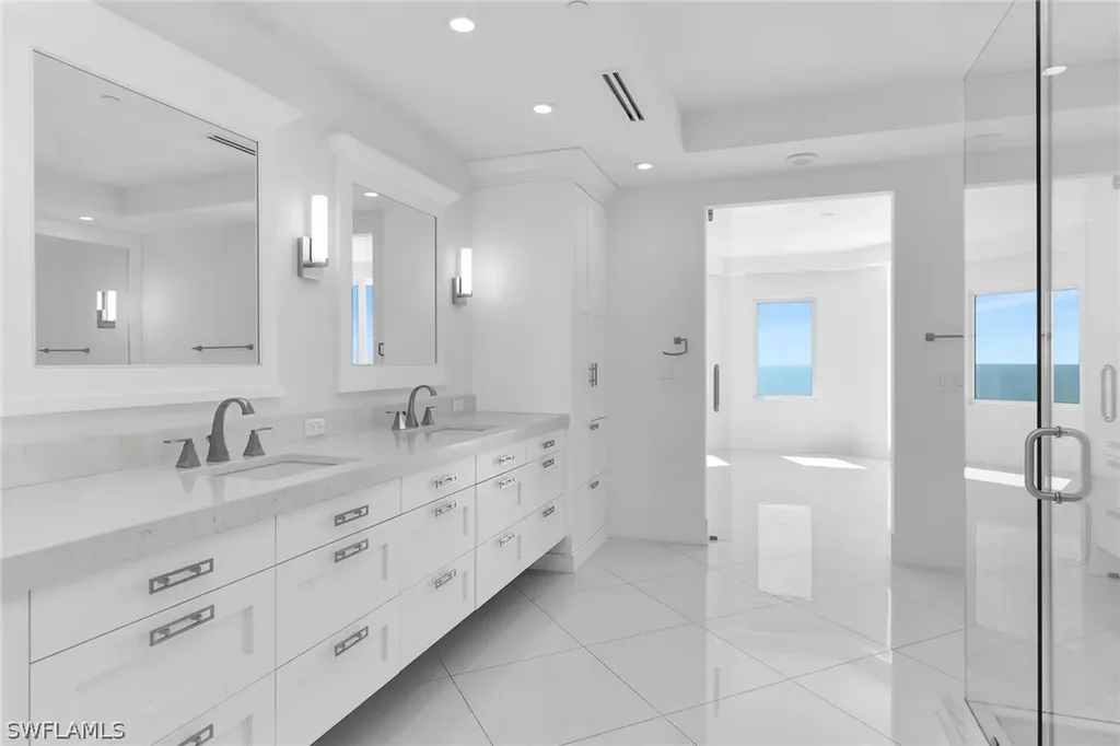 8231 Bay Colony Drive Naples FL 34108