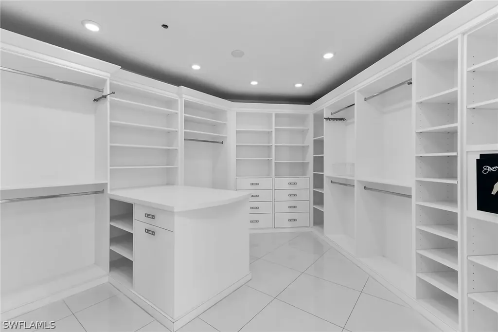 8231 Bay Colony Drive Naples FL 34108