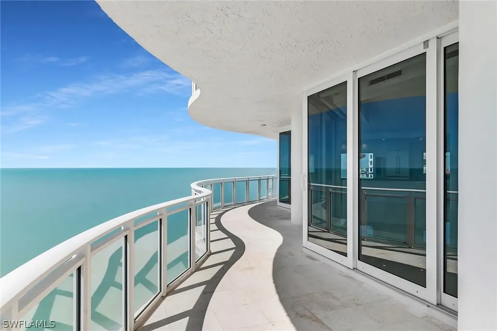 8231 Bay Colony Drive Naples FL 34108