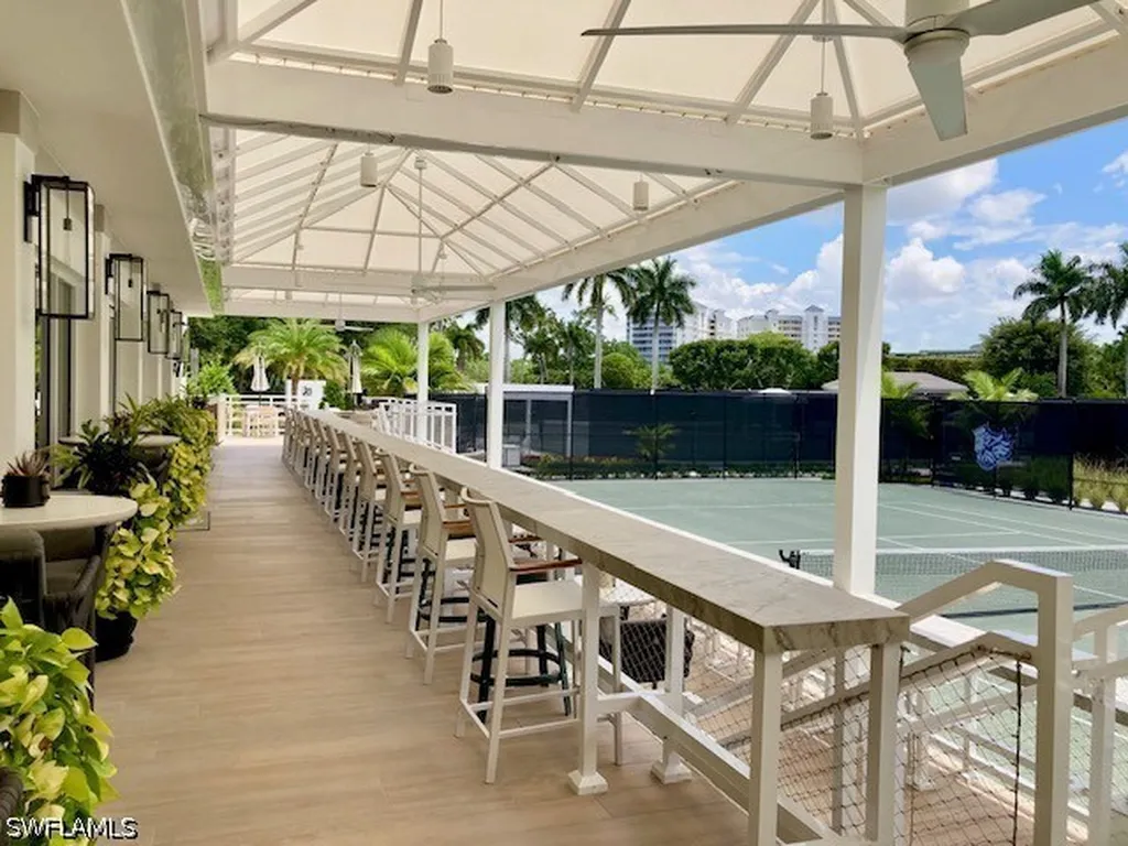8231 Bay Colony Drive Naples FL 34108