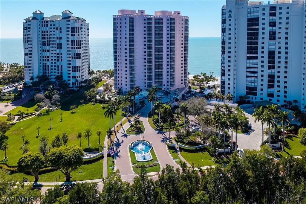 8231 Bay Colony Drive Naples FL 34108