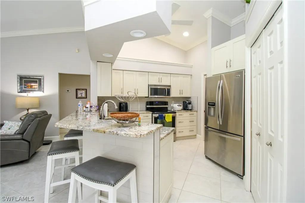333 Wentworth Court Naples FL 34104