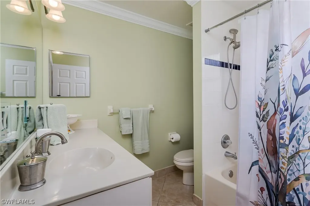 2650 Creek Lane Naples FL 34119