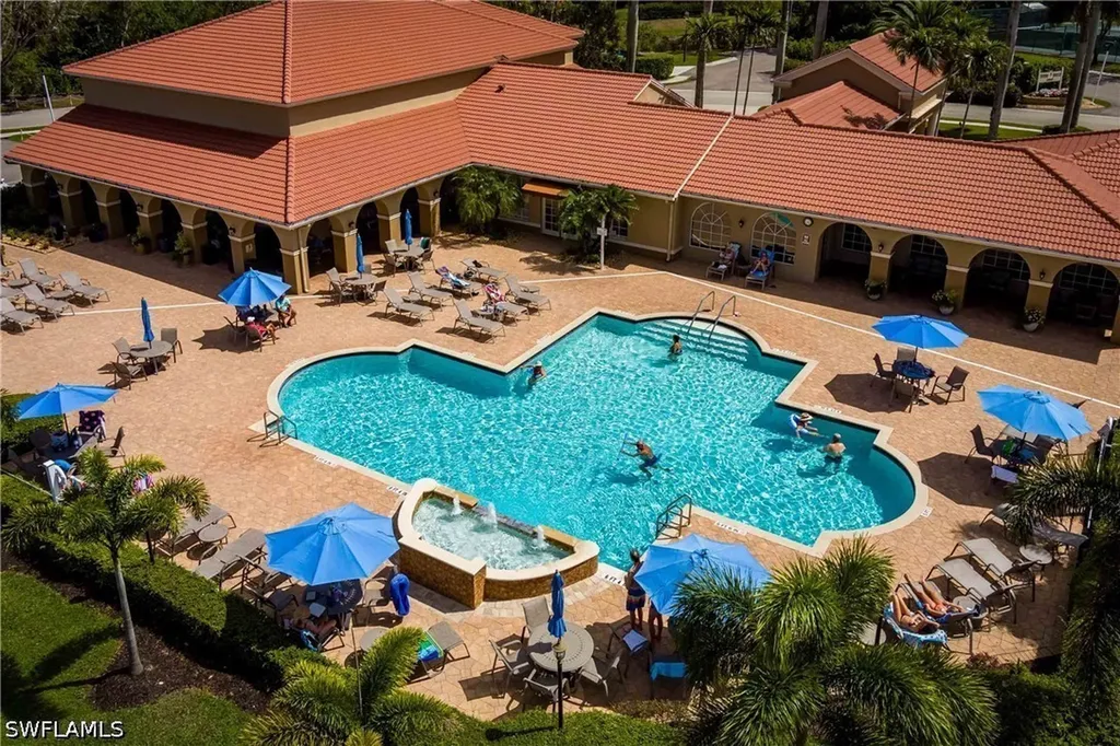 2650 Creek Lane Naples FL 34119