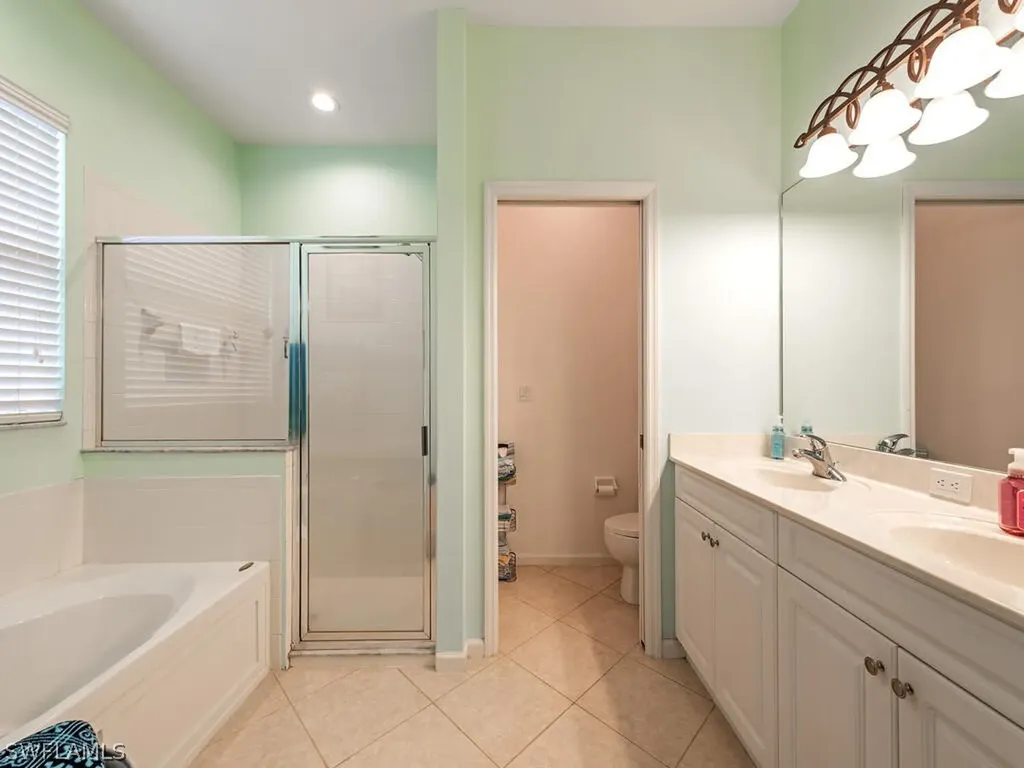 8300 Laurel Lakes Boulevard Naples FL 34119