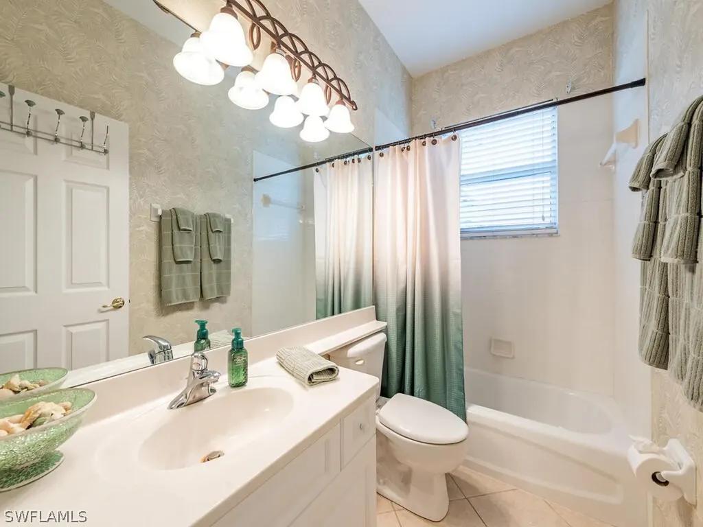 8300 Laurel Lakes Boulevard Naples FL 34119