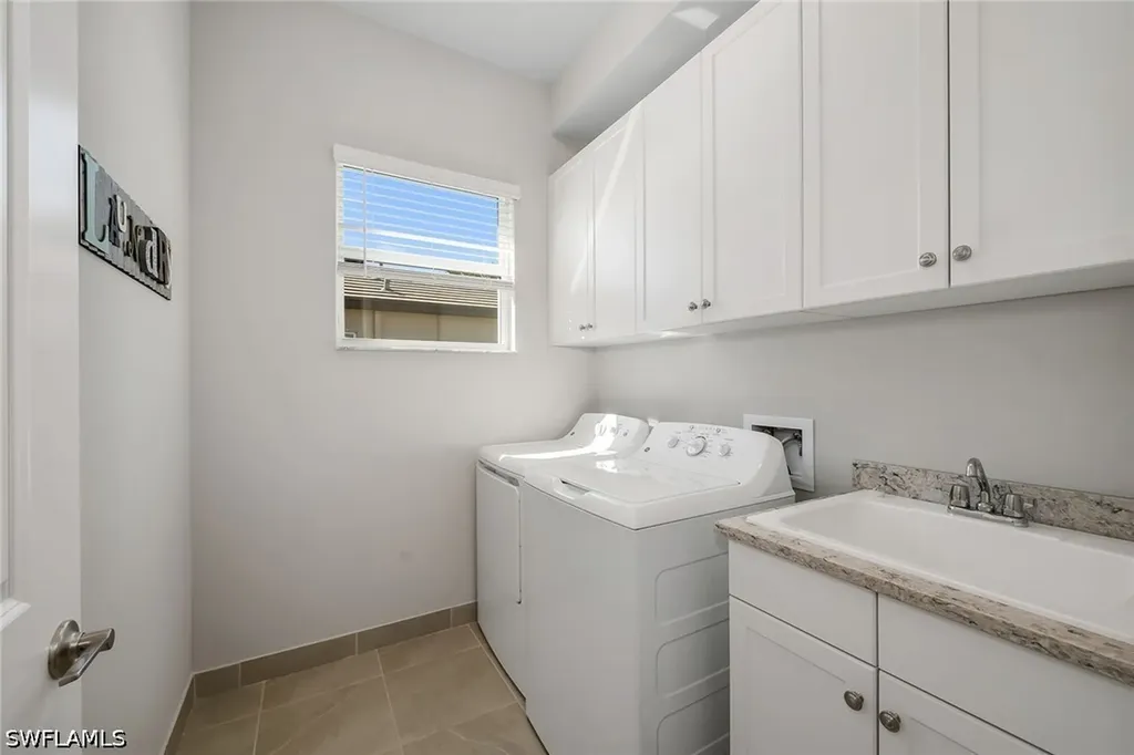 28616 Lobos Circle Bonita Springs FL 34135