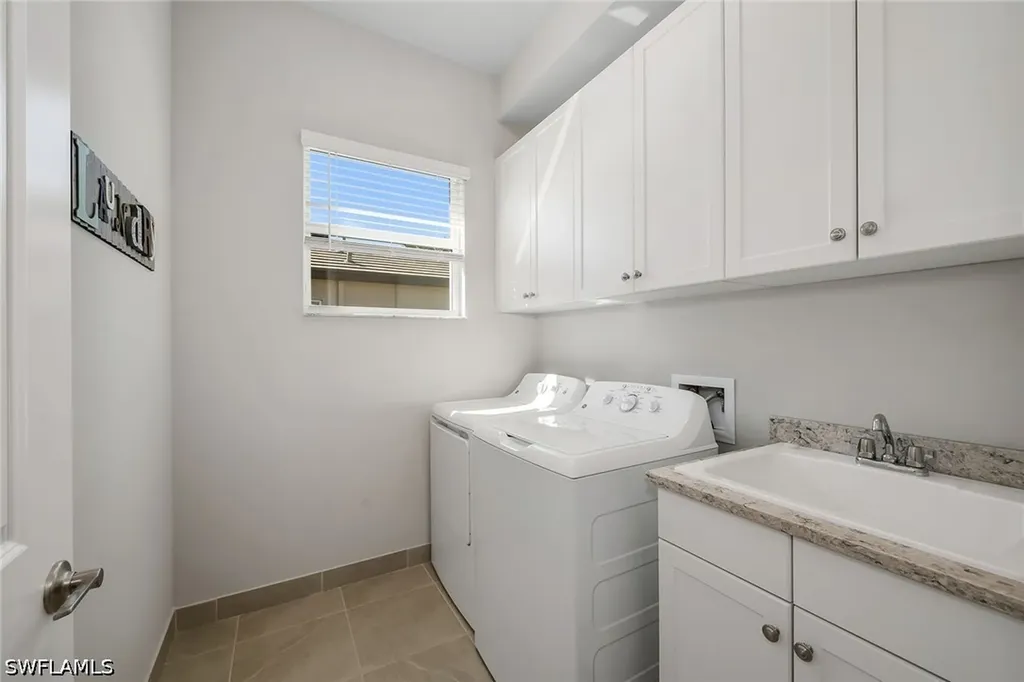 28616 Lobos Circle Bonita Springs FL 34135