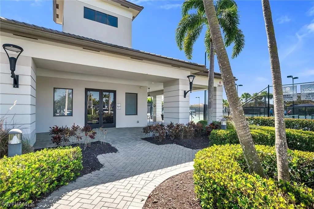 28616 Lobos Circle Bonita Springs FL 34135