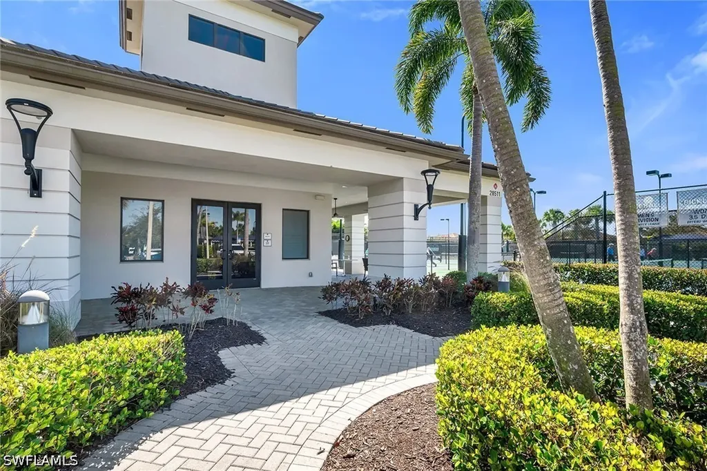 28616 Lobos Circle Bonita Springs FL 34135
