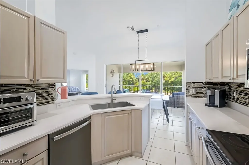 5360 Andover Drive Naples FL 34110