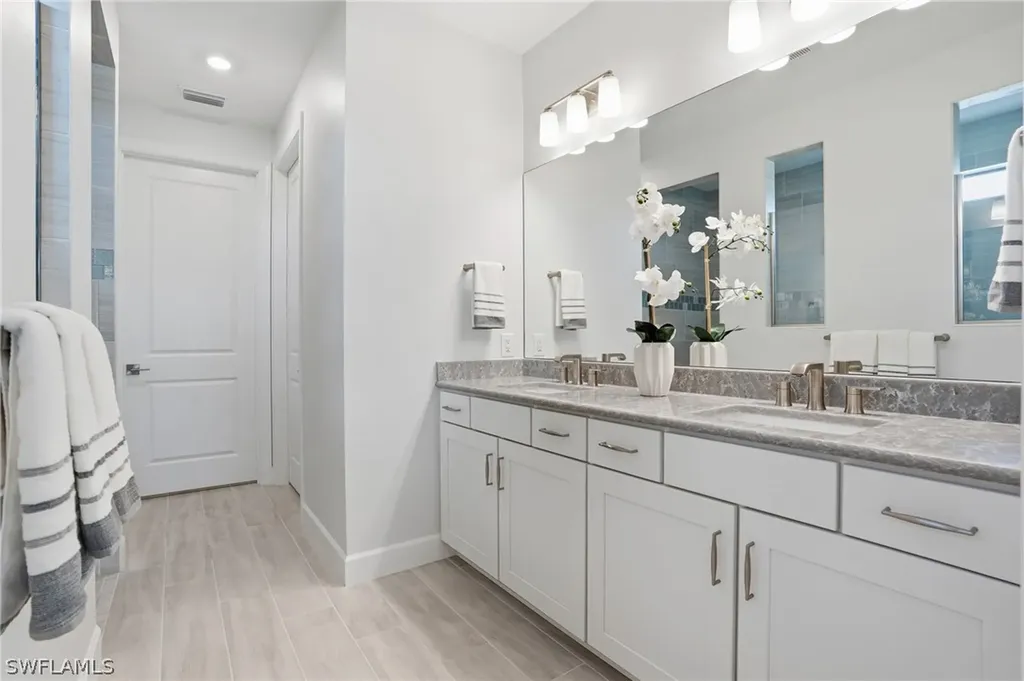 1909 Fresno Avenue Naples FL 34120
