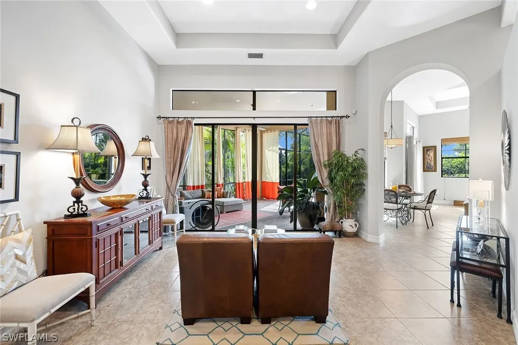 6513 Caldecott Drive Naples FL 34113