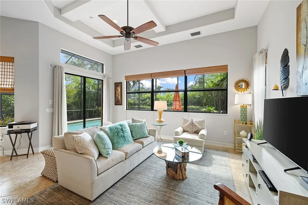 6513 Caldecott Drive Naples FL 34113