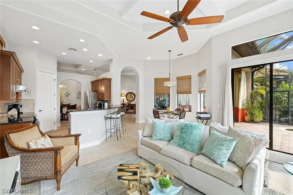 6513 Caldecott Drive Naples FL 34113