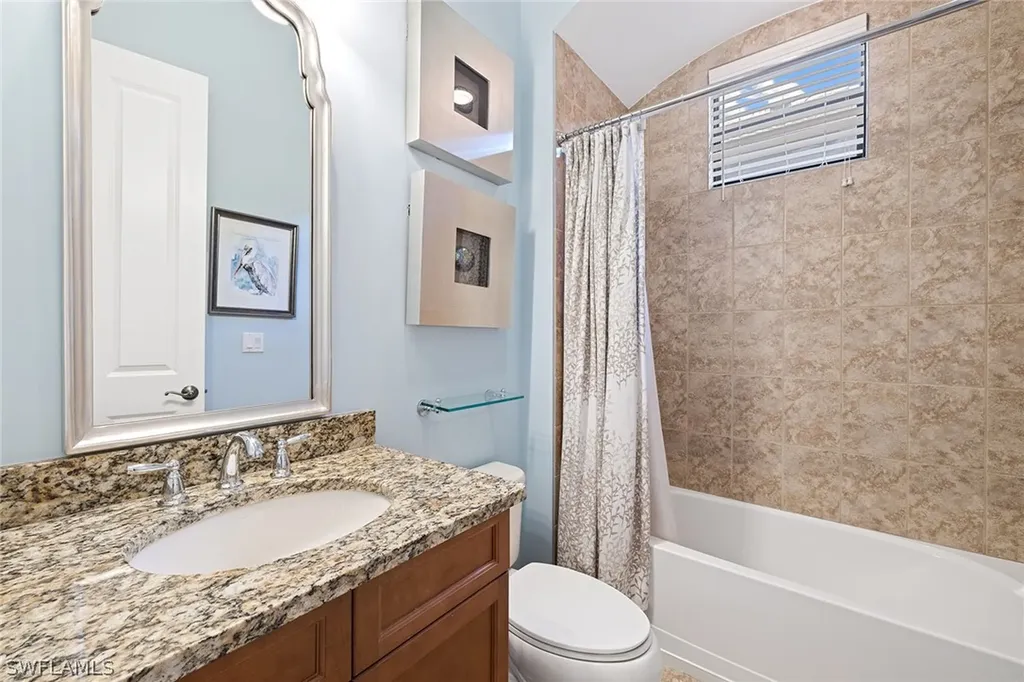 6513 Caldecott Drive Naples FL 34113