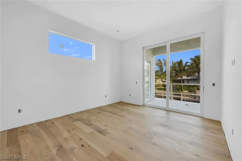 2649 Riverview Drive Naples FL 34112