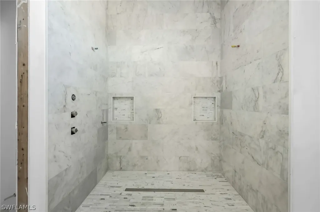 2649 Riverview Drive Naples FL 34112